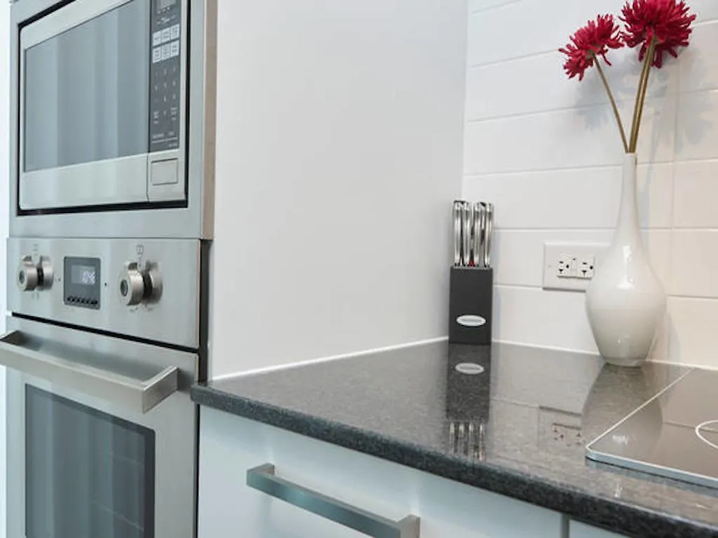 Hotel Jp Stays - York St & Lakeshore Toronto