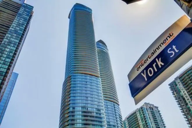Jp Stays - York St & Lakeshore Toronto